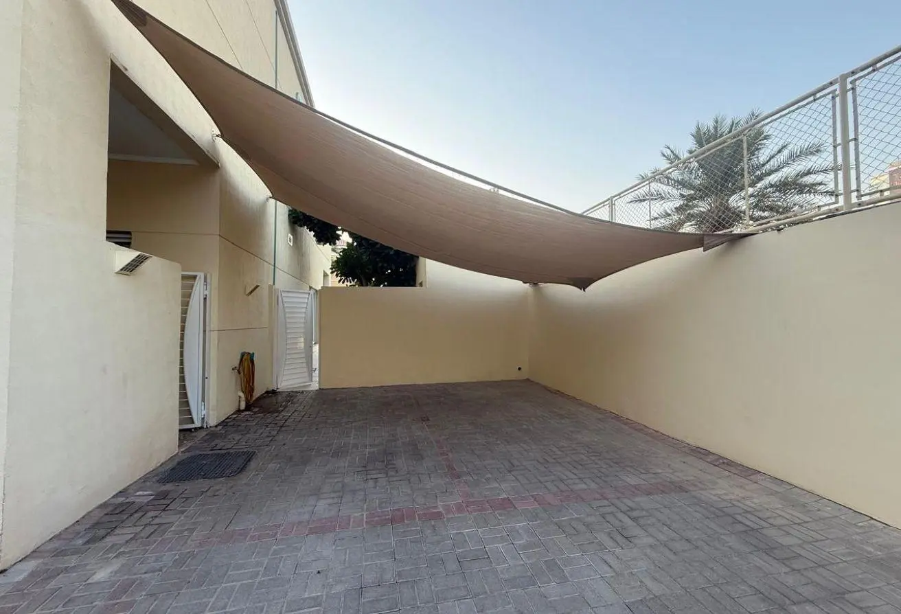 4 Bedroom Villa for Rent in Al Barsha 1