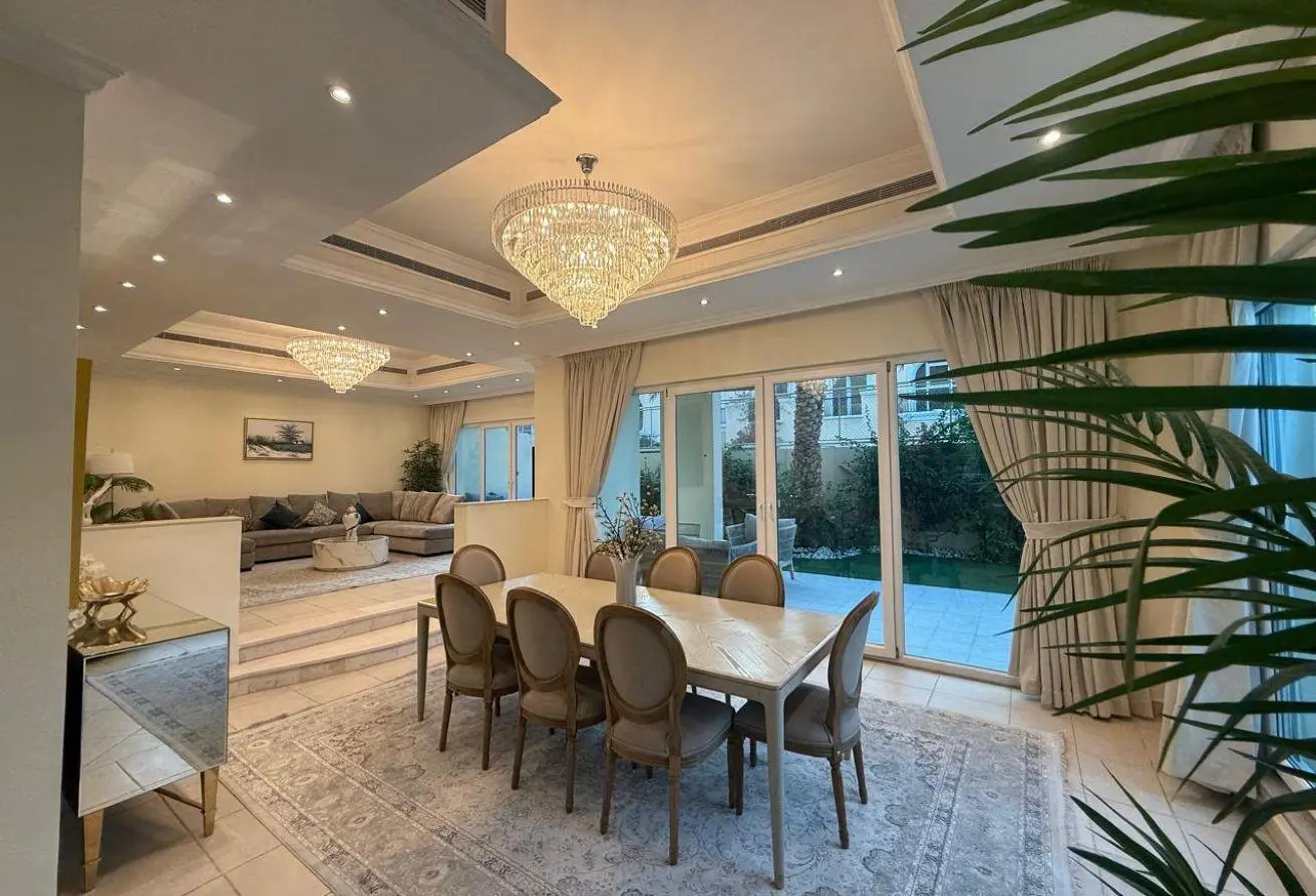4 Bedroom Villa for Rent in Al Barsha 1