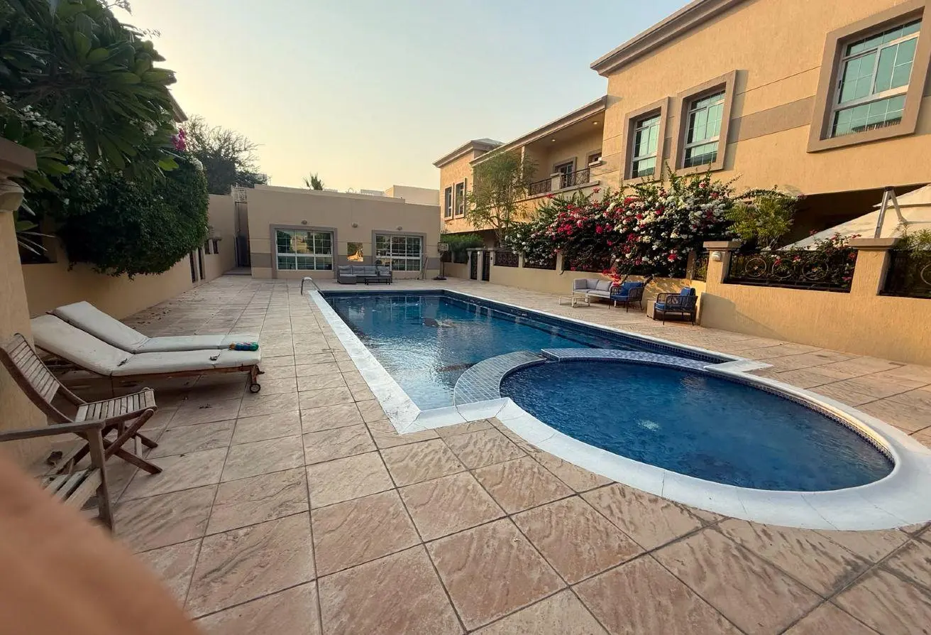 4 Bedroom Villa for Rent in Umm Suqeim 2