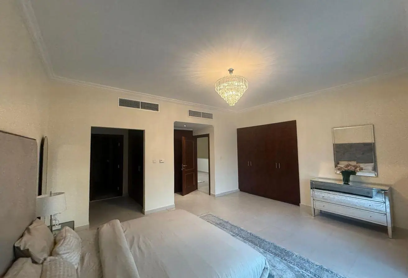 4 Bedroom Villa for Rent in Al Barsha 1