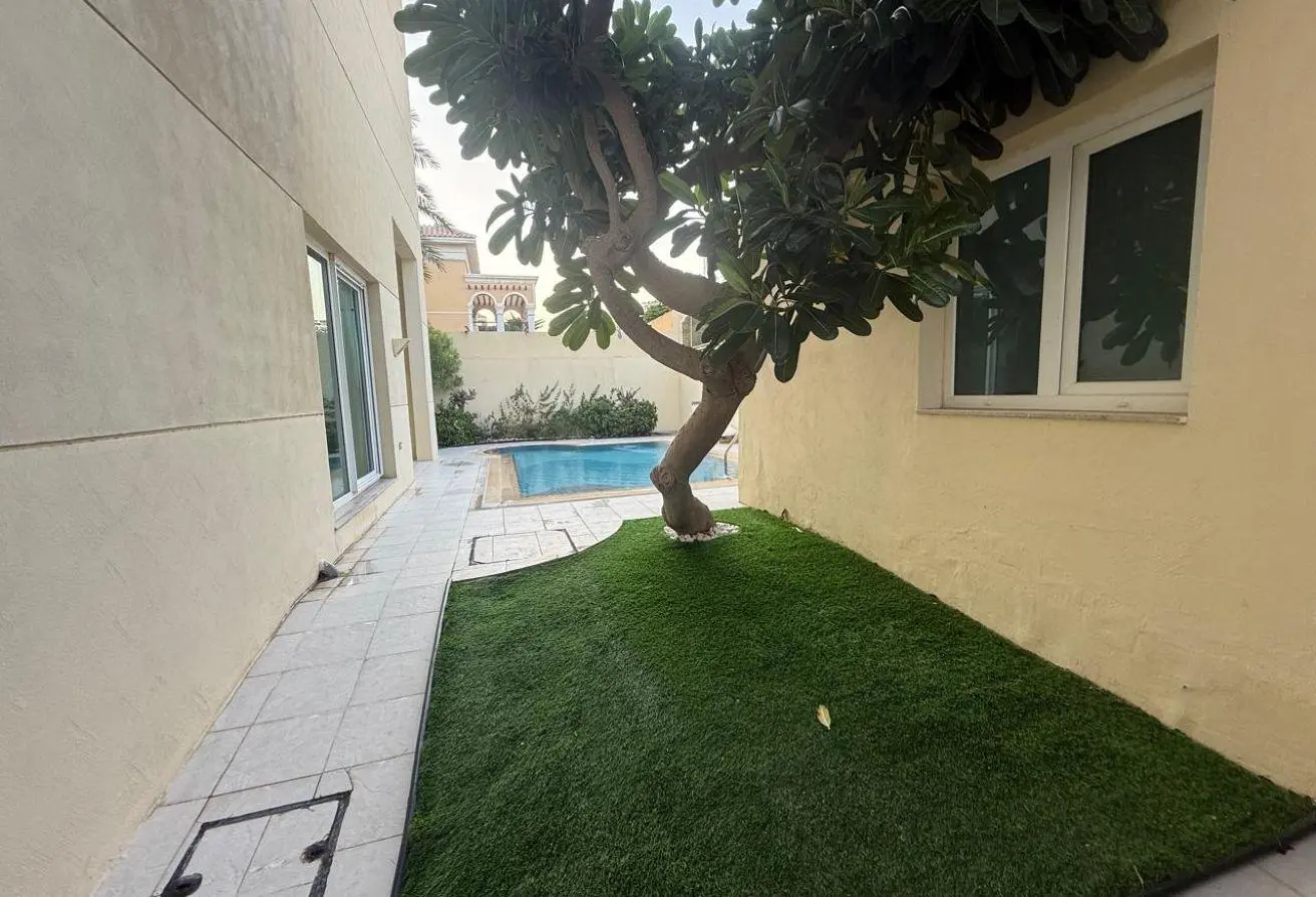 4 Bedroom Villa for Rent in Al Barsha 1