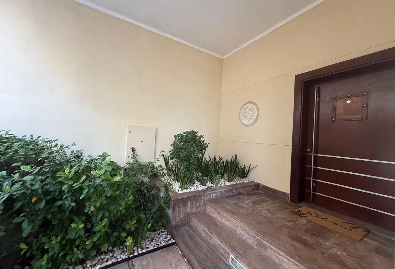 4 Bedroom Villa for Rent in Al Barsha 1