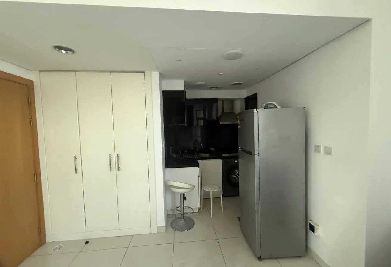 1312×894 Studio for Rent in Executive Bay A