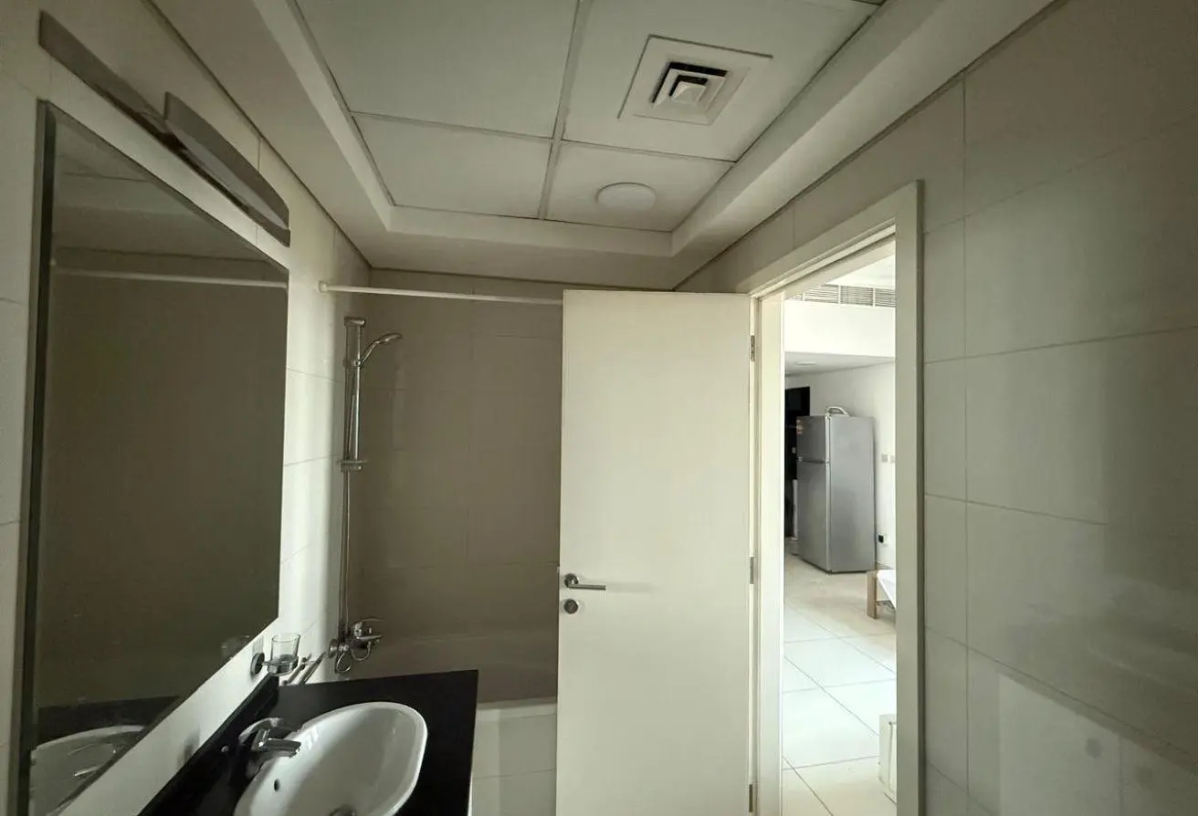 1312×894 (3) Studio for Rent in Executive Bay A