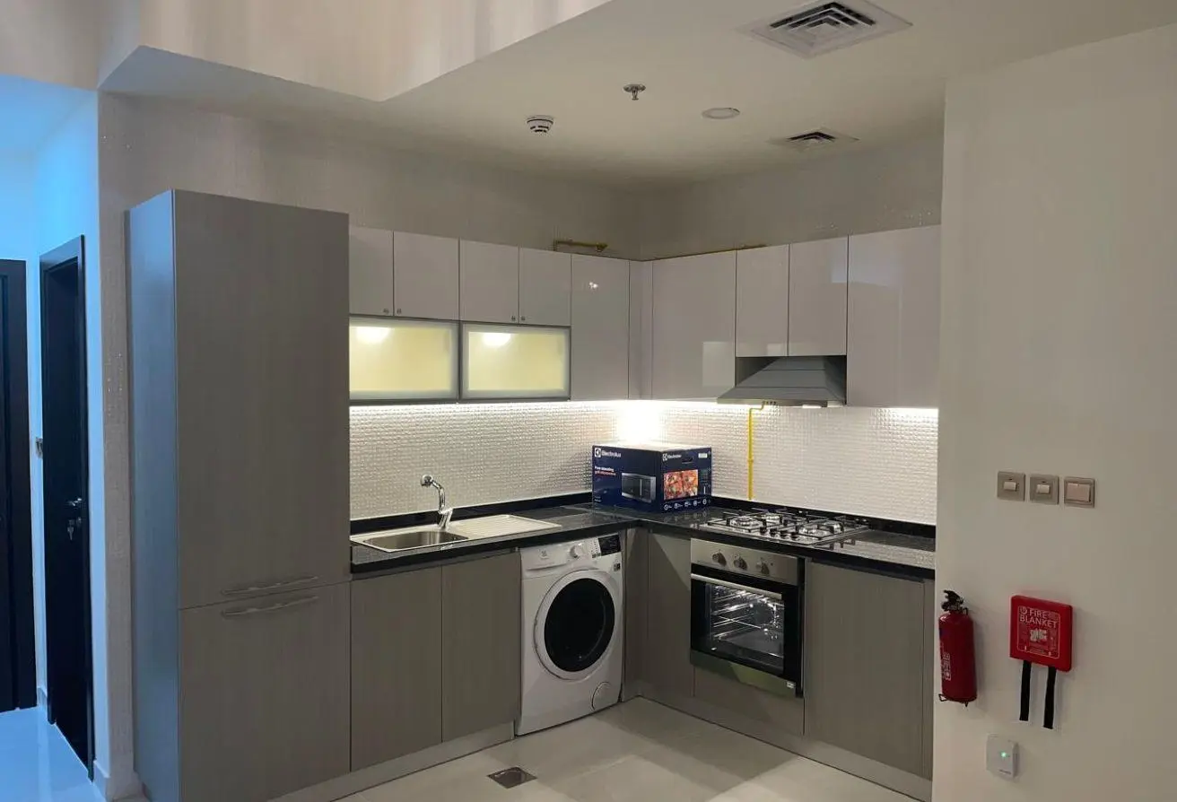 1 Bedroom Apartment for Rent in Miraclz Tower by Danube