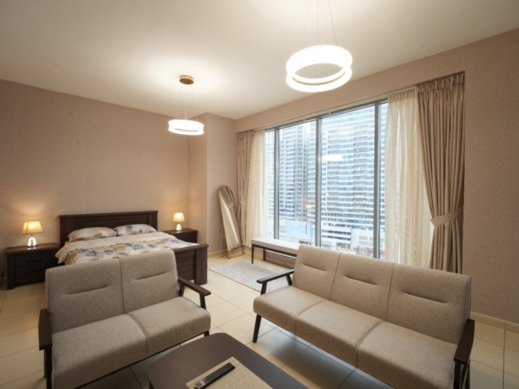 Spacious Upgraded Studio for Sale in Desert Sun Tower, DLRC