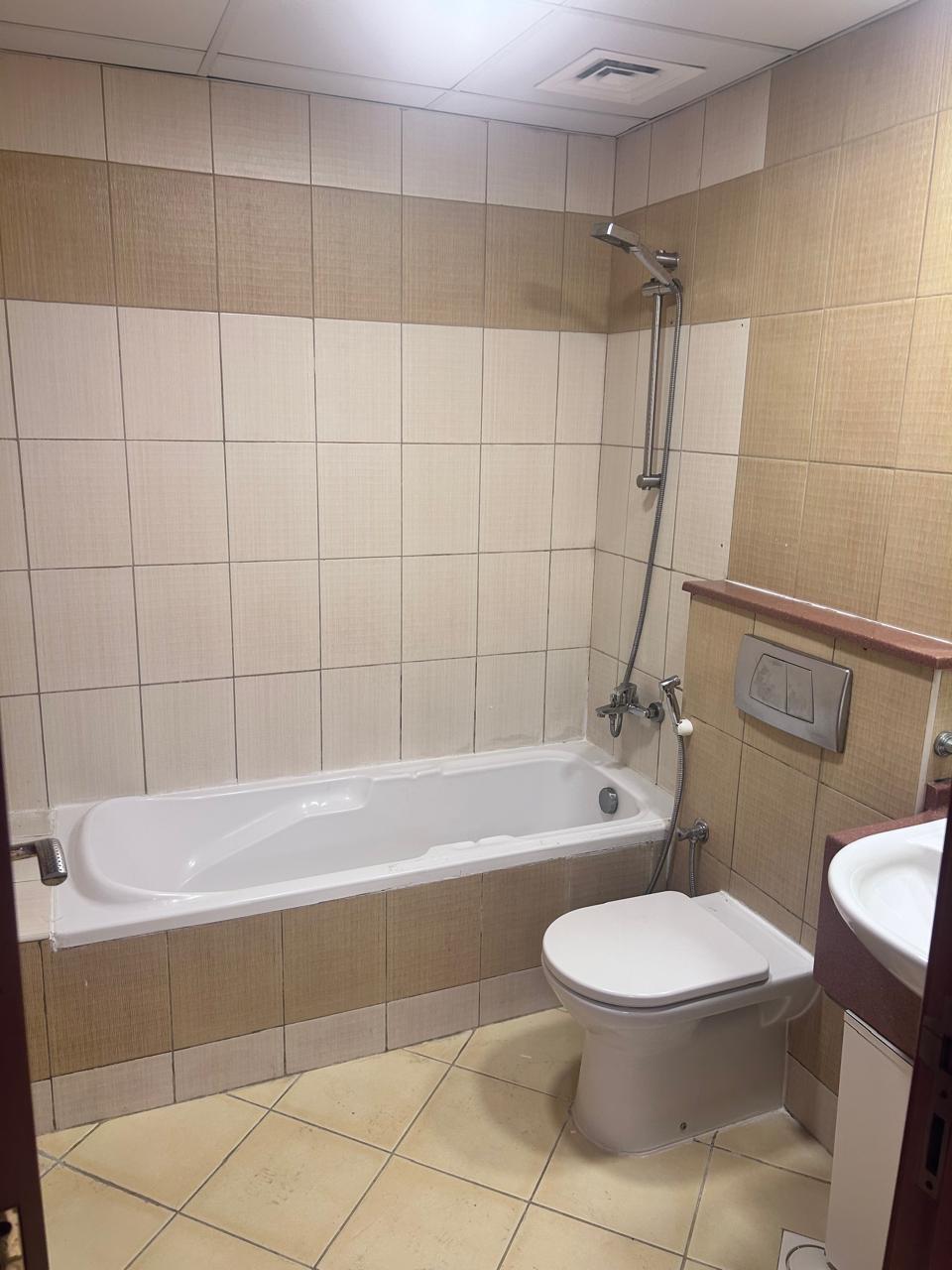 2BR Apartment for Rent in Marina Diamond 1 with Marina & Sheikh Zayed Road Views, Chiller Free