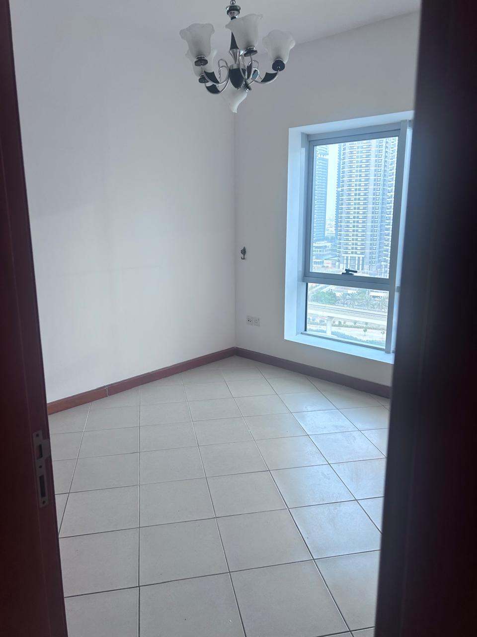 2BR Apartment for Rent in Marina Diamond 1 with Marina & Sheikh Zayed Road Views, Chiller Free